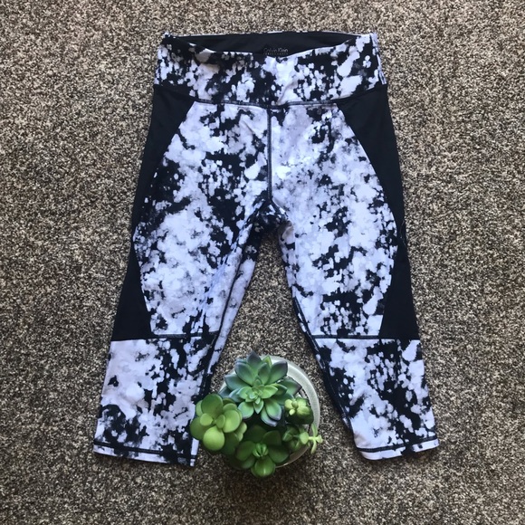Calvin Klein Pants - (Was $36)Calvin Klein Yoga Pants